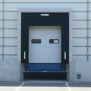 Novoferm Torabdichtungen | Hausaufbauten | Puffersysteme Novoferm Torabdichtungen | Hausaufbauten | Puffersysteme