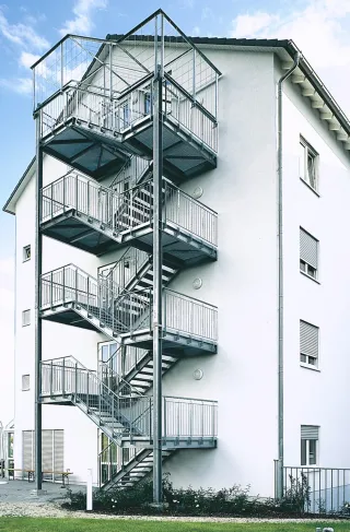 Geradläufige Systemtreppen HGT Geradläufige Systemtreppen HGT