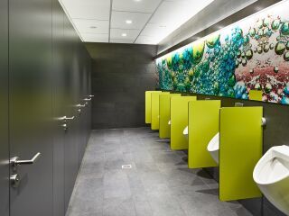 Sanitärräume für Schulen und Universitäten