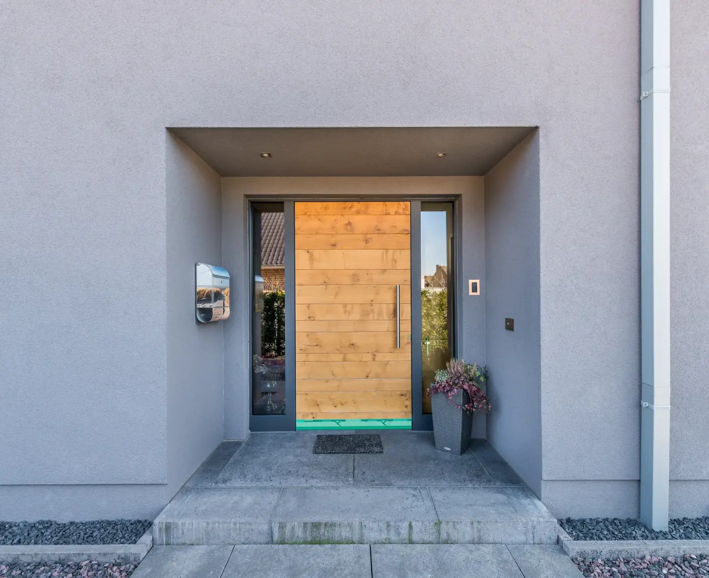 Barrierefreie Außentürdichtung Rainstop® Barrierefreie Außentürdichtung Rainstop®