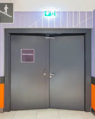 Fingerschutz an Glastüren Fingerschutz an Glastüren
