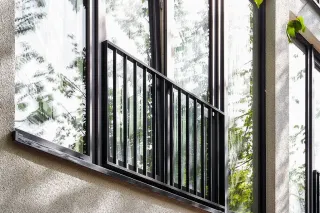 Absturzsicherungen für Fenster aus Glas, Aluminium oder Stahl