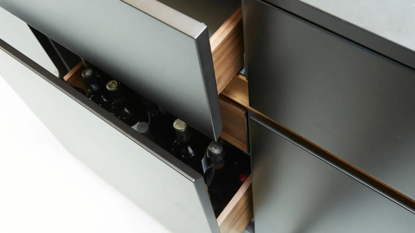 SWISS KRONO Holzwerkstoffe für den Möbel- und Innenausbau SWISS KRONO Holzwerkstoffe für den Möbel- und Innenausbau