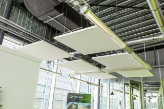 Rockfon Eclipse® A - Rahmenloses Akustikdeckensegel aus Steinwolle