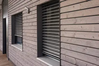 Holz-Fassadenprofil - Kontrast Edition Holz-Fassadenprofil - Kontrast Edition