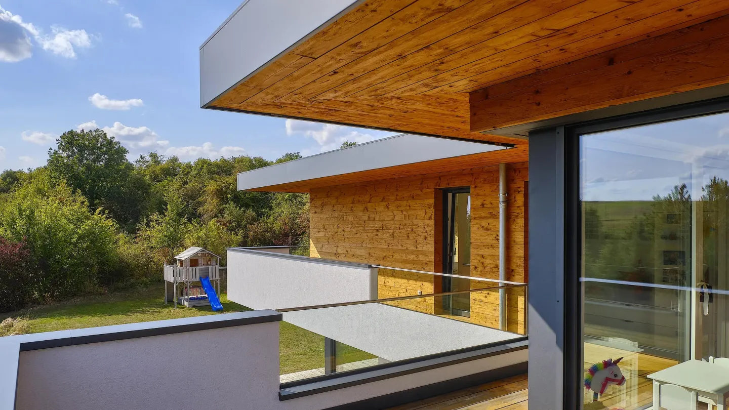 Aluminium Dachrandprofile und Verbundbleche Aluminium Dachrandprofile und Verbundbleche