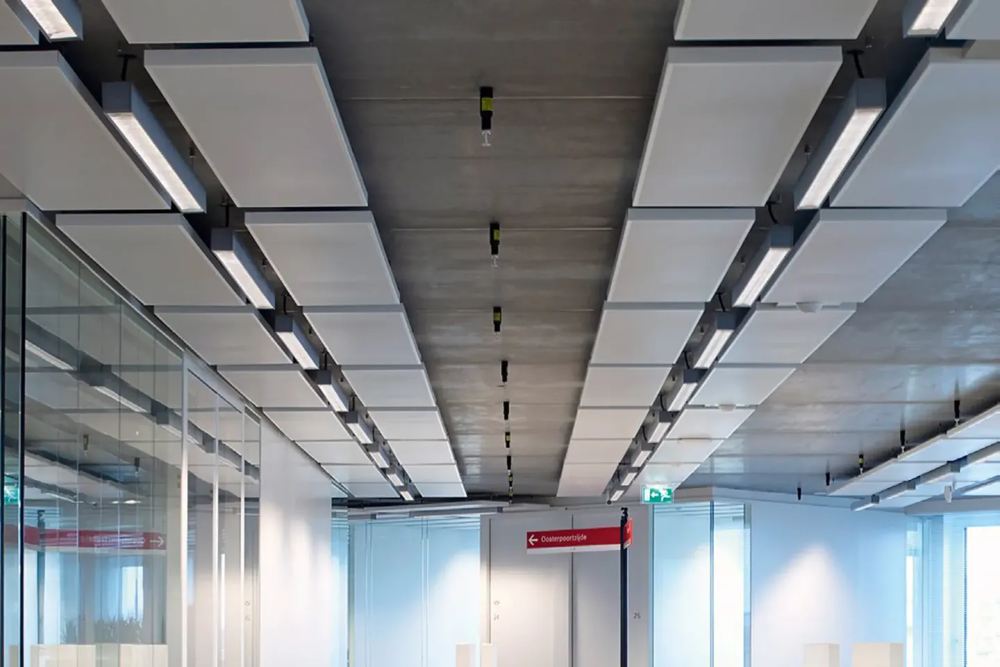 OWAtecta® Metalldecken für Akustik und Hygiene