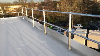 Seitenschutzsysteme und Geländer LUX-top® G-T Seitenschutzsysteme und Geländer LUX-top® G-T