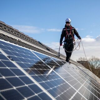 Absturzsicherung LUX-top® an PV-Anlagen