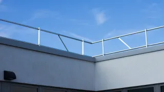 Seitenschutzsysteme und Geländer LUX-top® G-T Seitenschutzsysteme und Geländer LUX-top® G-T