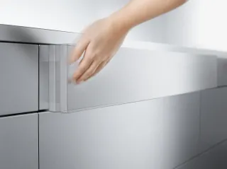 Bewegungstechnologie: Dämpfungsysteme, mech. und elekt. Öffnungsunterstützungen Bewegungstechnologie: Dämpfungsysteme, mech. und elekt. Öffnungsunterstützungen