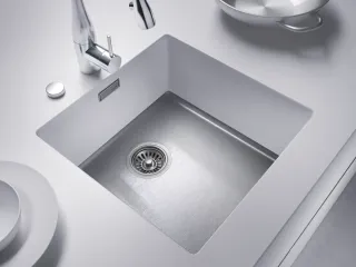 Spülbecken aus Mineralwerkstoff Spülbecken aus Mineralwerkstoff