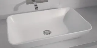 Individuelle Waschbecken und Waschtische aus Mineralwerkstoff Individuelle Waschbecken und Waschtische aus Mineralwerkstoff