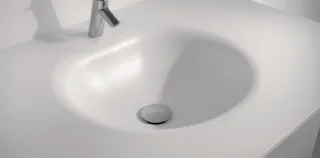 Individuelle Waschbecken und Waschtische aus Mineralwerkstoff Individuelle Waschbecken und Waschtische aus Mineralwerkstoff