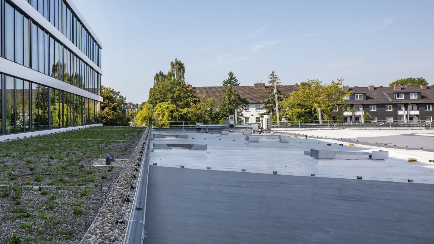 LINITHERM® Systeme für Flachdachdämmung und Gefälledachdämmung