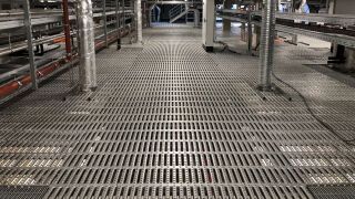 Blechprofilroste für Bodenbeläge, Laufstege und Arbeitsbühnen