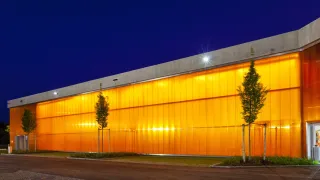 Lichtbauelemente, Hohlkammerscheiben, Paneele, Lichtbänder und Fenster Lichtbauelemente, Hohlkammerscheiben, Paneele, Lichtbänder und Fenster