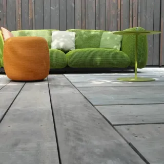 Terrassendielen aus acetyliertem Holz