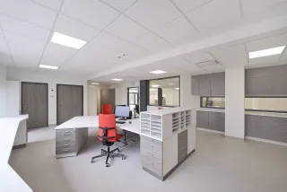 Innenausbau und Einrichtungen für Wohnen, Arbeiten und im Gesundheitswesen Innenausbau und Einrichtungen für Wohnen, Arbeiten und im Gesundheitswesen