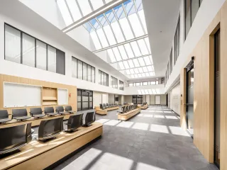 Innenausbau und Einrichtungen für Wohnen, Arbeiten und im Gesundheitswesen Innenausbau und Einrichtungen für Wohnen, Arbeiten und im Gesundheitswesen
