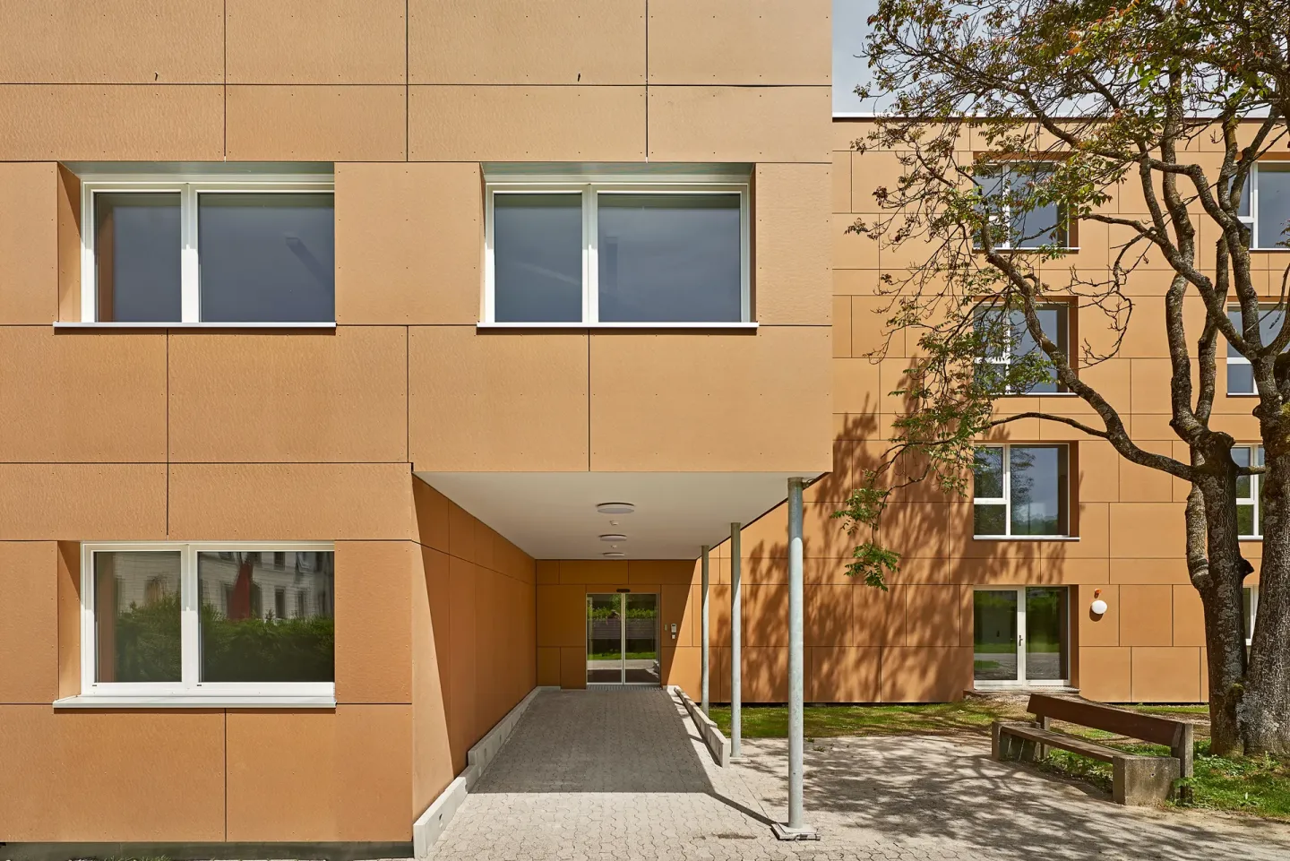 Modulbauten für den Bereich Gesundheit: Kliniken, Krankenhäuser und Pflege Modulbauten für den Bereich Gesundheit: Kliniken, Krankenhäuser und Pflege