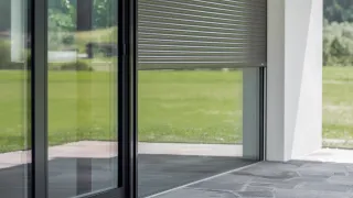 Rollläden als Vorbau, Putzträger, Einbau und Aufsatzsysteme Rollläden als Vorbau, Putzträger, Einbau und Aufsatzsysteme