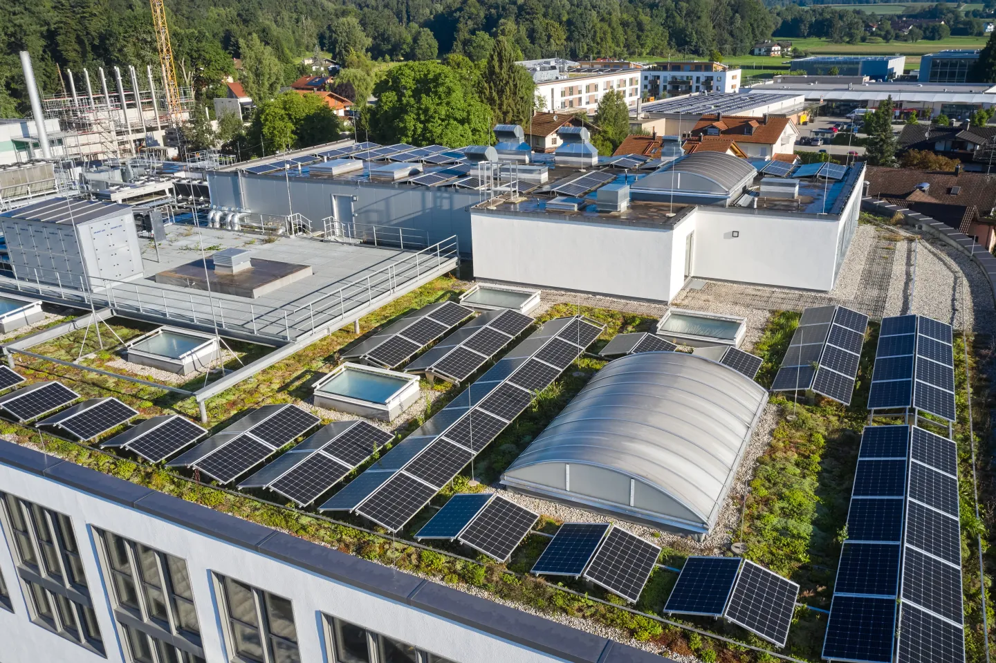 Dachbahnen Rhepanol® aus Polyisobutylen (PIB) Dachbahnen Rhepanol® aus Polyisobutylen (PIB)