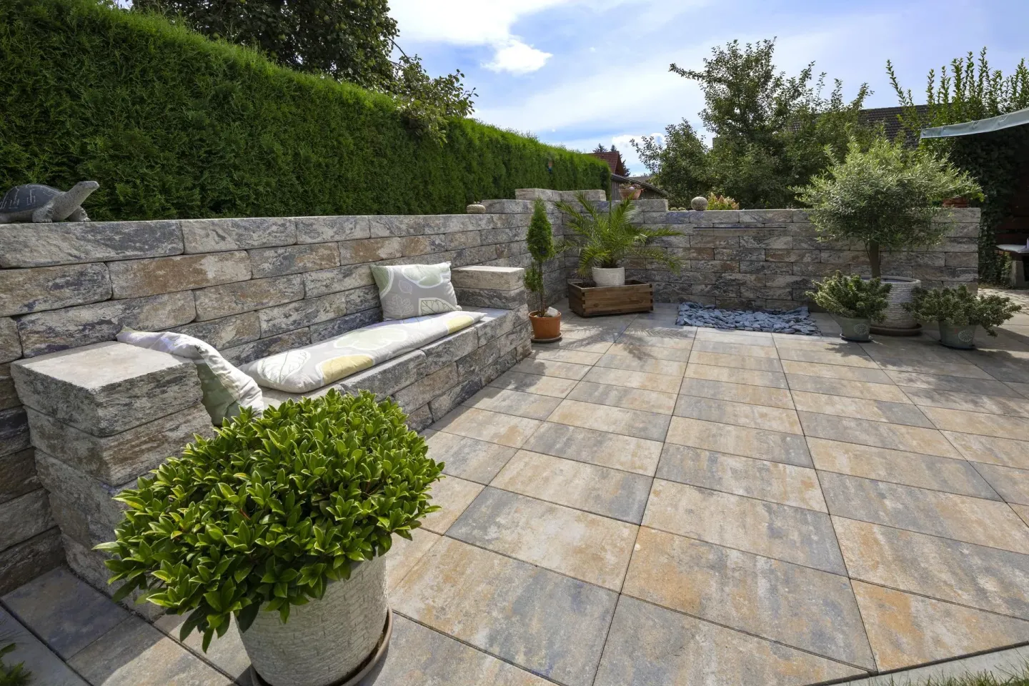 Terrassenplatten aus Beton von KANN Terrassenplatten aus Beton von KANN