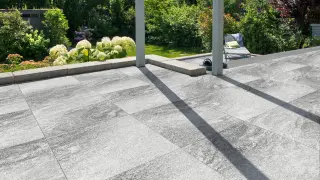 Verbundplatten aus Beton und Keramik für Terrassen Verbundplatten aus Beton und Keramik für Terrassen