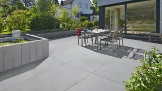 Terrassenplatten aus Beton von KANN Terrassenplatten aus Beton von KANN