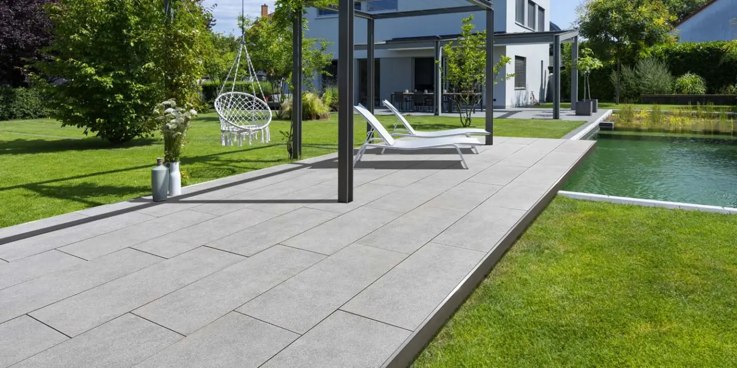 Verbundplatten aus Beton und Keramik für Terrassen Verbundplatten aus Beton und Keramik für Terrassen