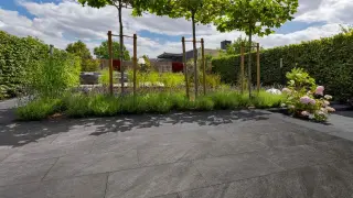 Terrassenplatten aus Granit-Keramik von KANN Terrassenplatten aus Granit-Keramik von KANN