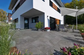 Verbundplatten aus Beton und Keramik für Terrassen Verbundplatten aus Beton und Keramik für Terrassen