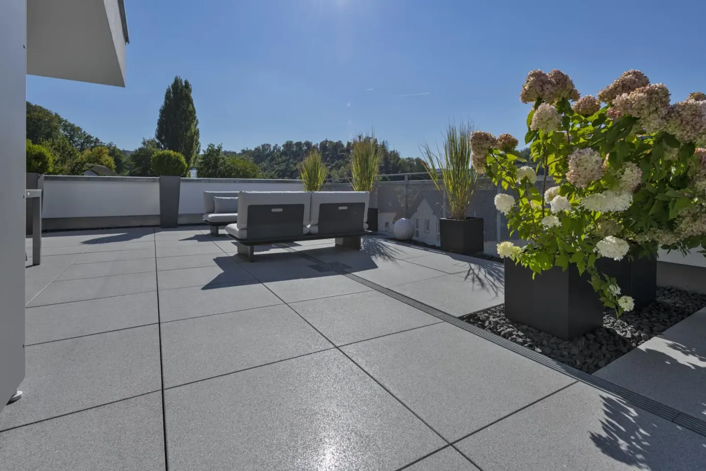 Terrassenplatten aus Beton von KANN Terrassenplatten aus Beton von KANN