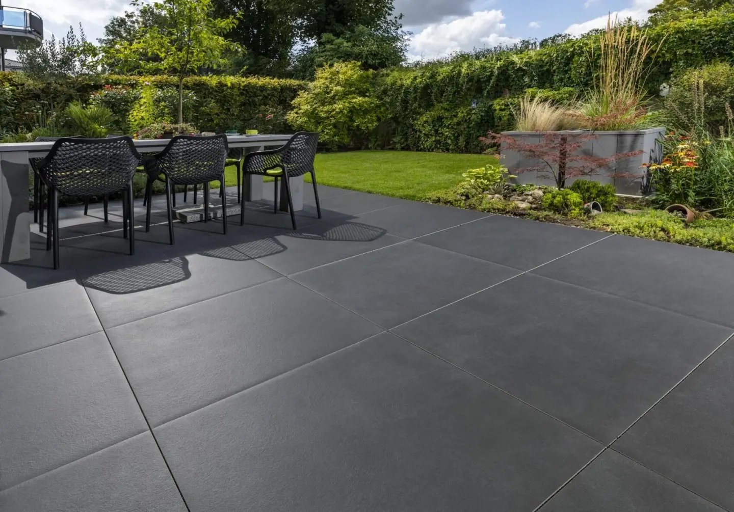 Verbundplatten aus Beton und Keramik für Terrassen Verbundplatten aus Beton und Keramik für Terrassen