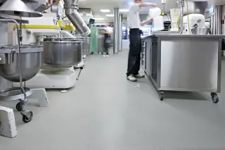 Vinyl  Bodenbeläge in Bahnen, Planken und Fliesen Vinyl  Bodenbeläge in Bahnen, Planken und Fliesen