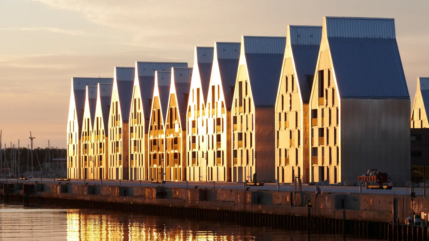 Hardie® Architectural Panel und Hardie® Panel: Fassadentafeln aus Faserzement Hardie® Architectural Panel und Hardie® Panel: Fassadentafeln aus Faserzement