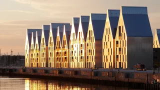 Hardie® Architectural Panel und Hardie® Panel: Fassadentafeln aus Faserzement Hardie® Architectural Panel und Hardie® Panel: Fassadentafeln aus Faserzement