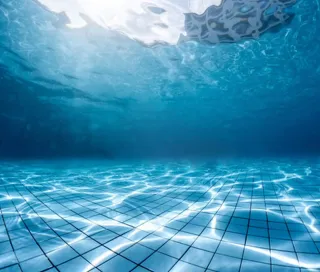 Produktsysteme für die Abdichtung und Fliesenverlegung in Schwimmbädern Produktsysteme für die Abdichtung und Fliesenverlegung in Schwimmbädern