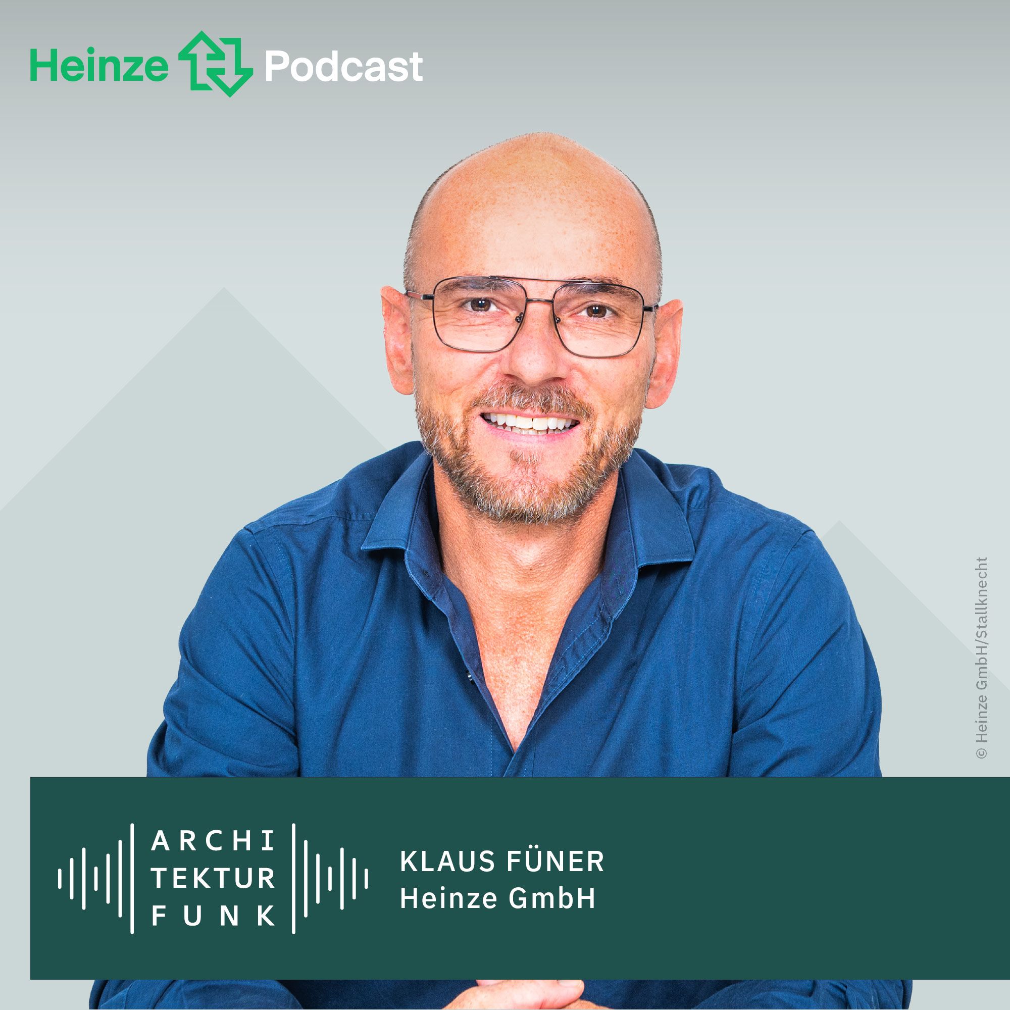 #000_Podcast_Cover_2000x2000__2026_Füner_1.jpg